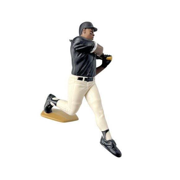 Albert Belle Chicago White Sox Vintage Starting Lineup Christmas Tree Ornament - Picture 6 of 6
